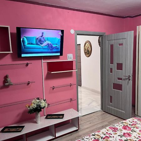 Apartament In Centrul Orasului Bacău Eksteriør billede