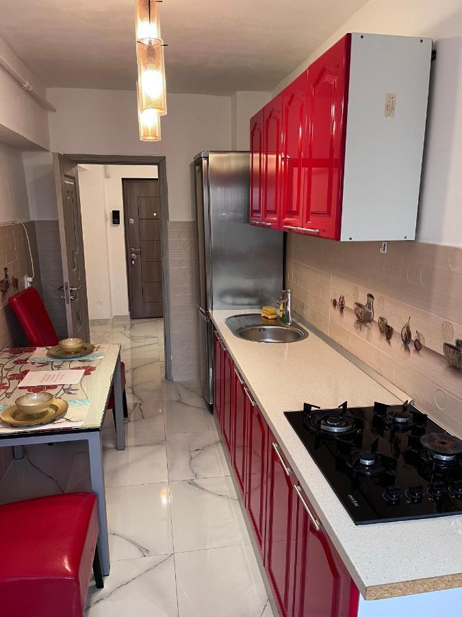 Apartament In Centrul Orasului Bacău Eksteriør billede