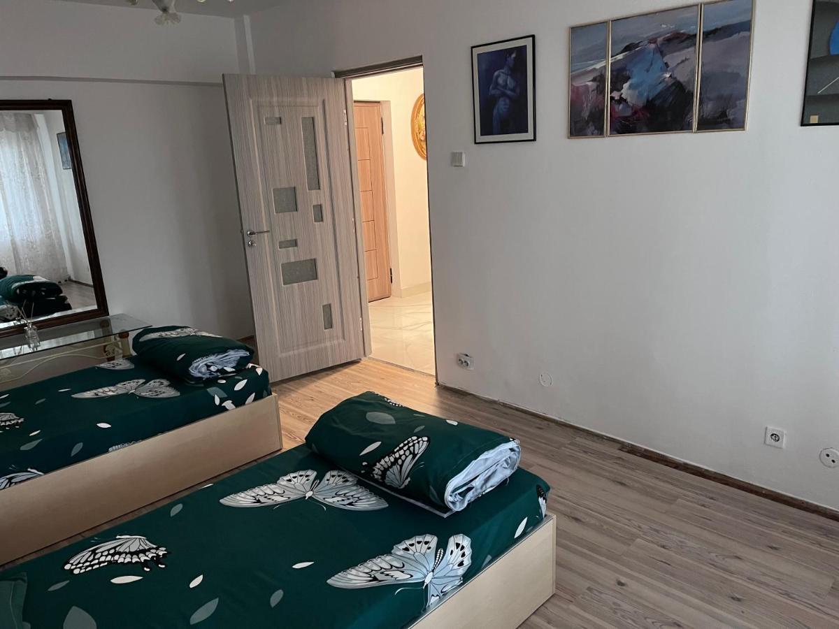 Apartament In Centrul Orasului Bacău Eksteriør billede