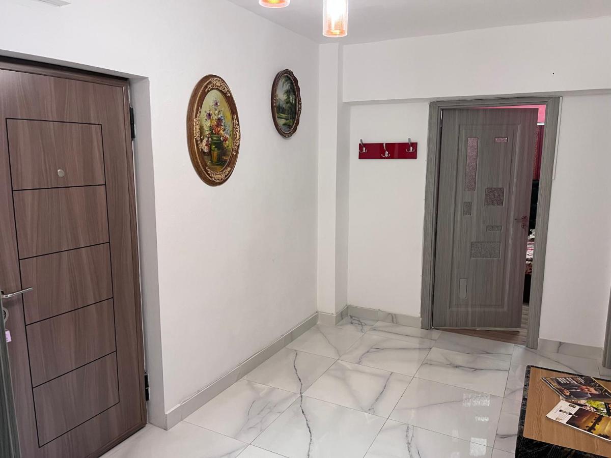 Apartament In Centrul Orasului Bacău Eksteriør billede
