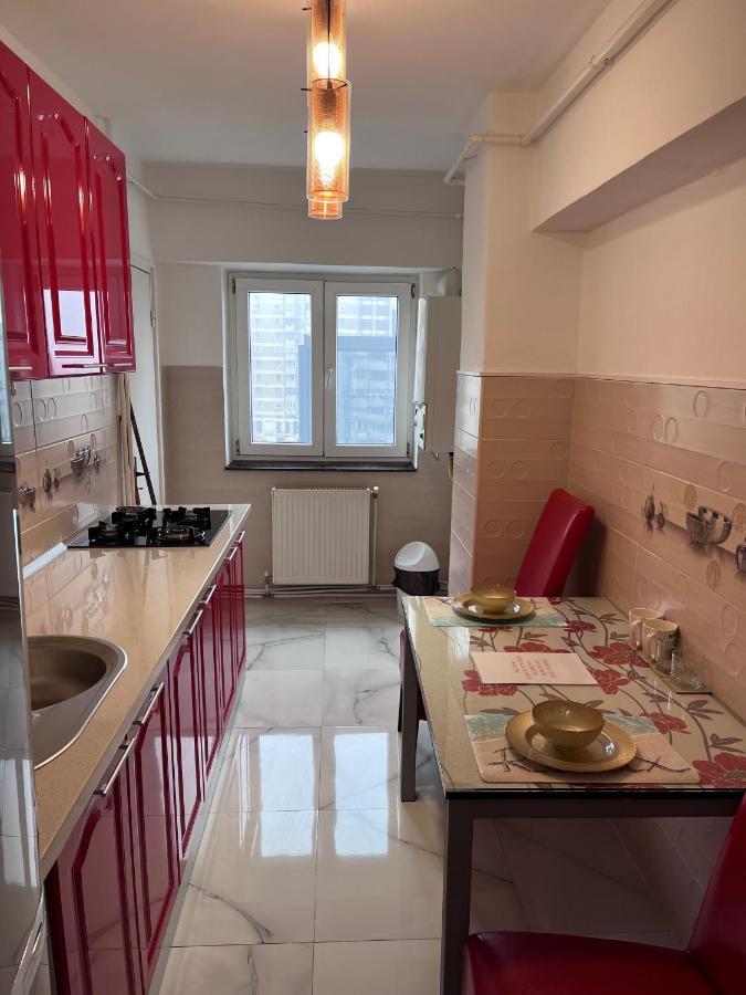 Apartament In Centrul Orasului Bacău Eksteriør billede